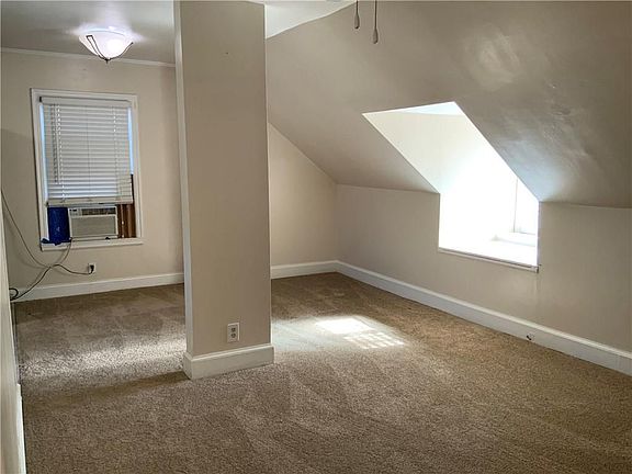 4th image of 660 E Morningside Dr NE
