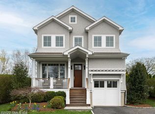 12 Roosevelt Ave, Old Greenwich, CT 06870