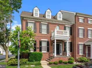 108 Hicks Aly, Newtown, PA 18940