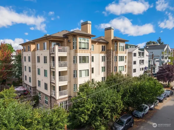 1762 NW 57th Street #403, Seattle, WA 98107