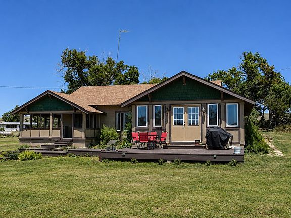 3rd image of 2645 Road 77
