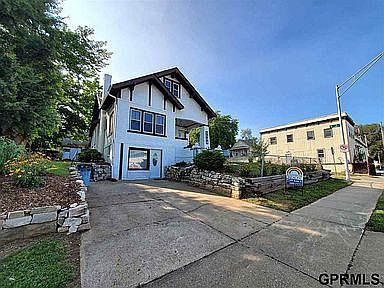 3rd image of 5604 S 36th St #2