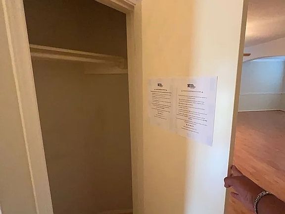 3rd image of 5532 Dapplewood Ln