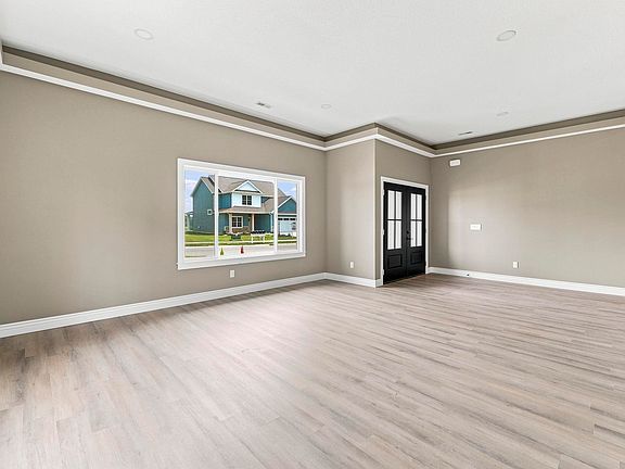 4th image of 7208 Starks Blvd
