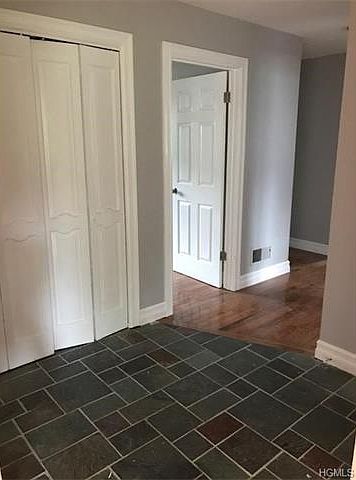 1st image of 3 Orchard Pl #1