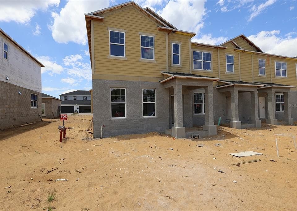 1st image of 486 Lady Palm St