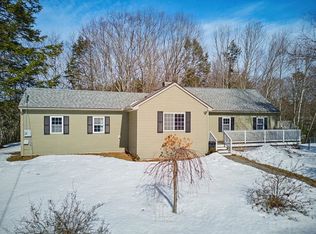 246 Cooper Hill Road, Nottingham, NH 03290