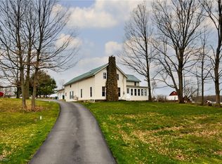 15701 Claridon Troy Rd, Burton, OH 44021