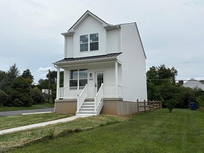 3821 Broadway Blvd S, Whitehall Township, PA, 18104