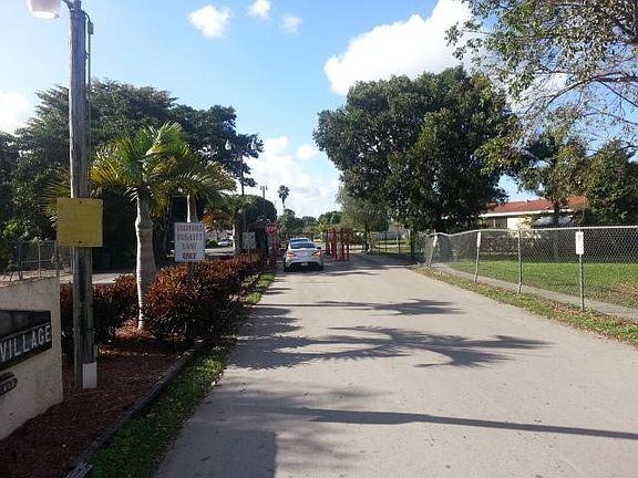 3rd image of 19800 SW 180th Ave Lot 265