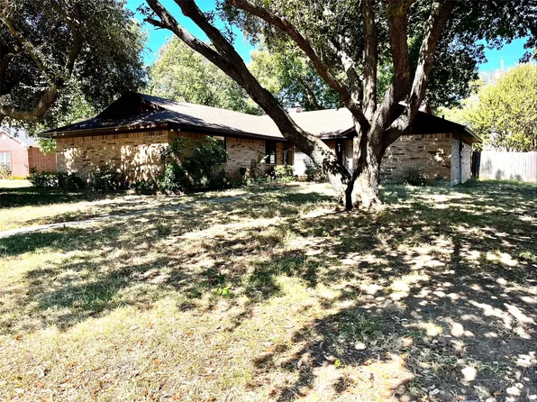 2013 Ashland Dr, Gainesville, TX 76240