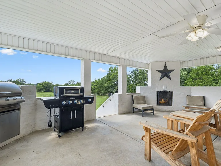9021 Lane Rd — Photo 32