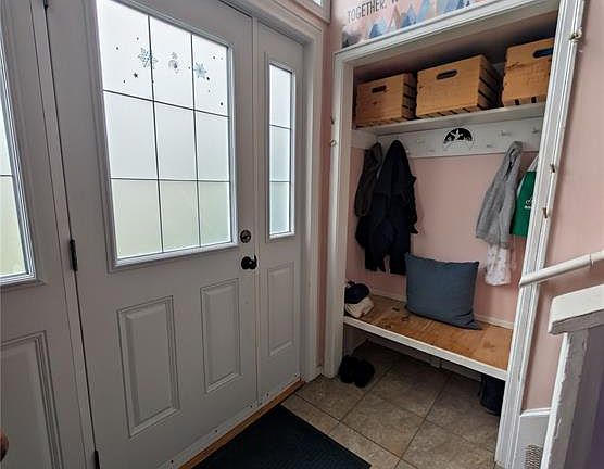 3rd image of 47 Grandy Avenue