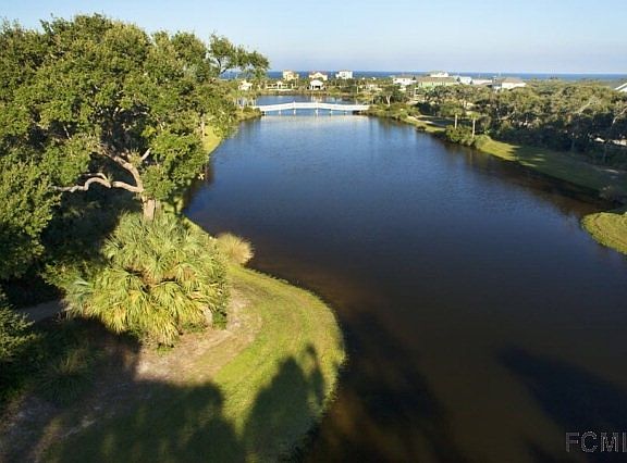 4th image of 9 Shady Oak Ln