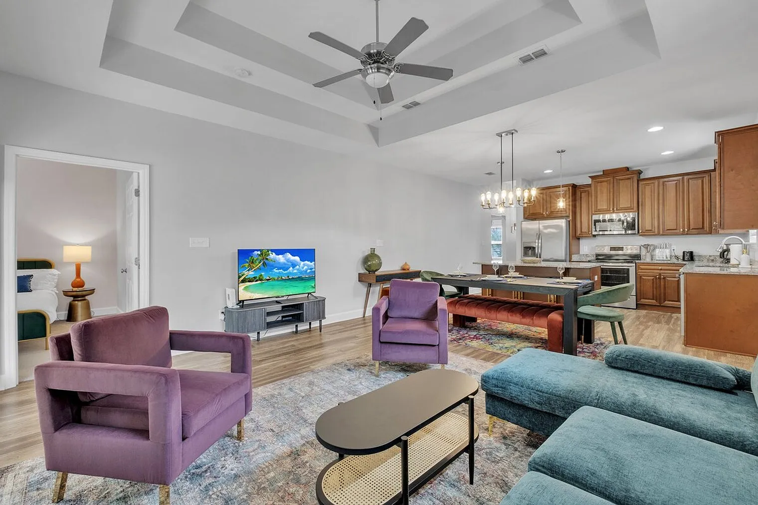 3 bed, 2.0 bath, $5,409 — Photo 3