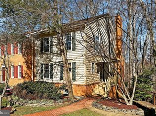 7994 Hidden Bridge Dr, Springfield, VA 22153