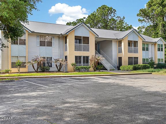 2nd image of 101 Bent Tree Dr APT 39