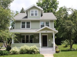 401 S Prairie St, Stoughton, WI 53589