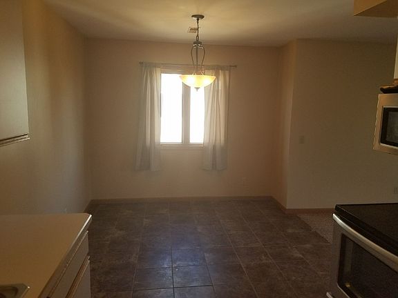 4th image of 3022 Becker Dr APT C