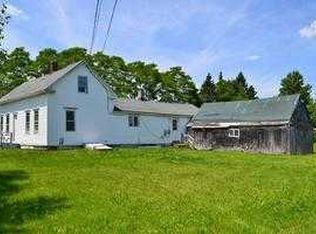 946 Grant Rd, Kenduskeag, ME 04450