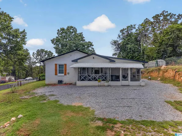 705 W 42nd St, Anniston, AL 36206