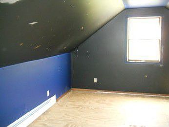 3rd image of 32 W Crestwood