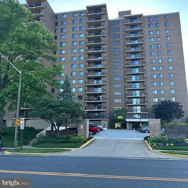 1st image of 200 N Pickett St APT 1104