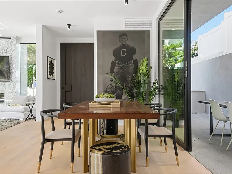 400 Heliotrope Ave — Photo 9