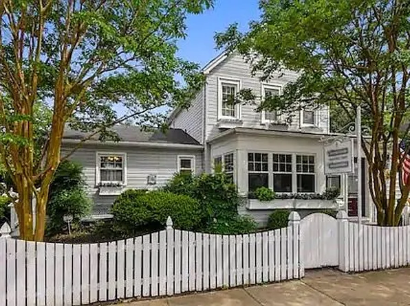 825 Bay Ridge Ave, Annapolis, MD 21403