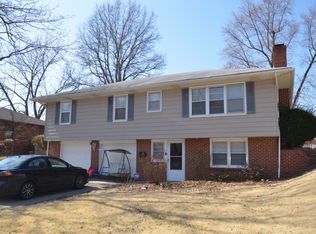 8306 Booth Ave, Raytown, MO 64138