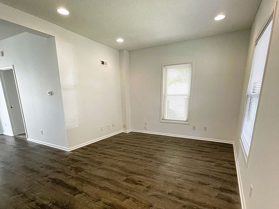 2nd image of 3222 Walter Ave