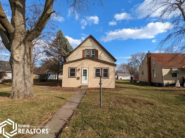 506 Swan St, West Burlington, IA 52655