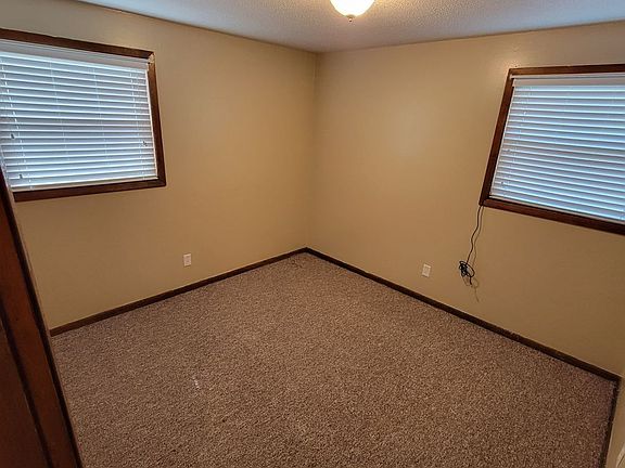 2nd image of 1721 Walnut St APT 4