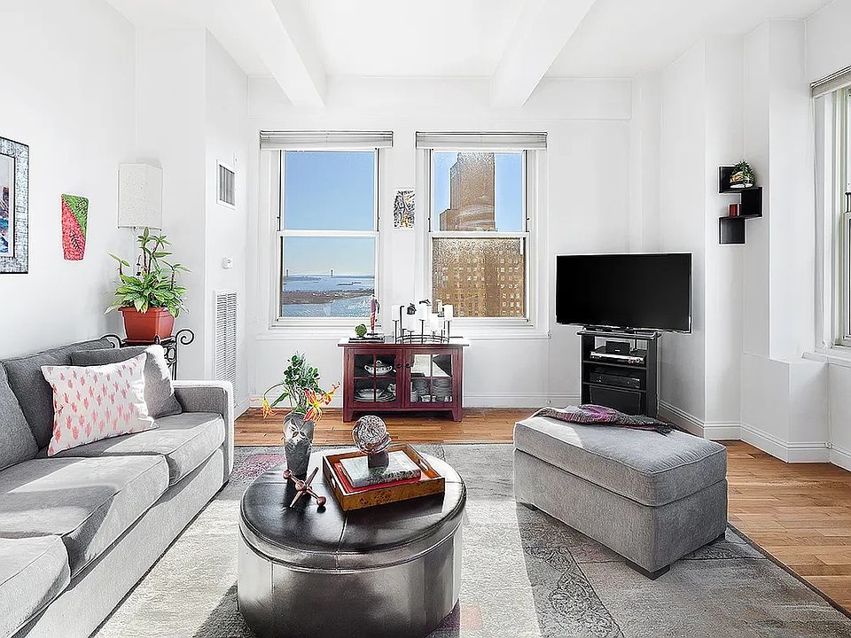 1st image of 88 Greenwich St #2208