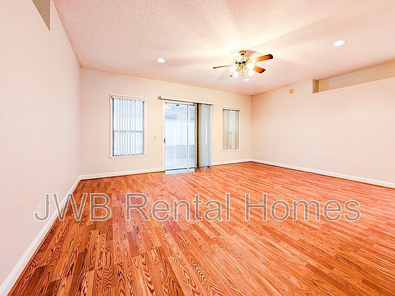 3rd image of 10238 Emma Lakes Dr