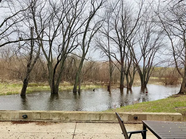 25036 Prophet Rd, Rock Falls, IL 61071