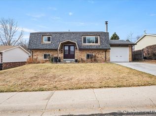 1414 Columbine Ct, Cheyenne, WY 82001