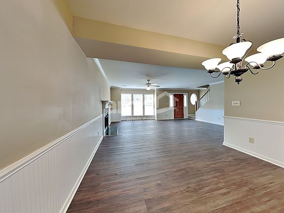 4th image of 124 Cyprus Cove Dr