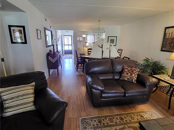 2nd image of 650 E Greenwich Ave APT 3-108
