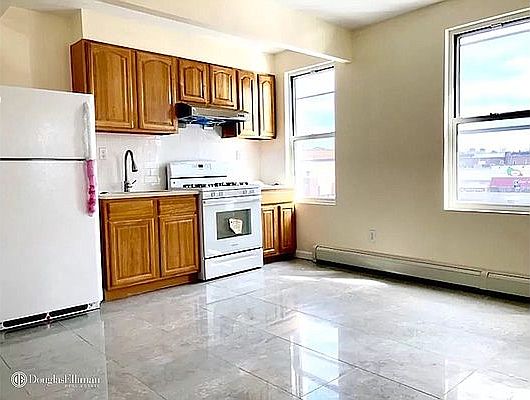 1st image of 2077 E 28th St Floor 3
