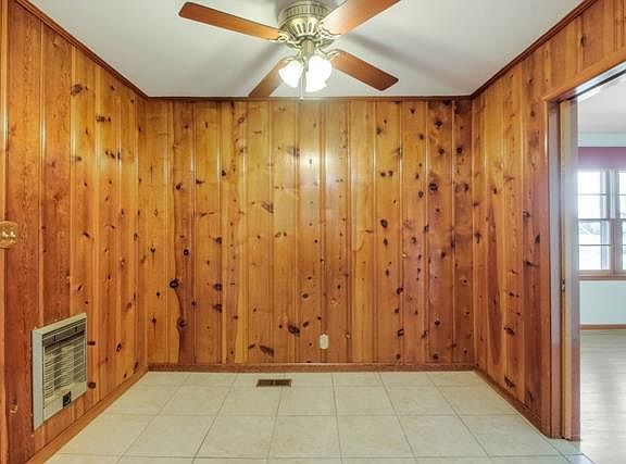 5th image of 430 Stillwood Dr