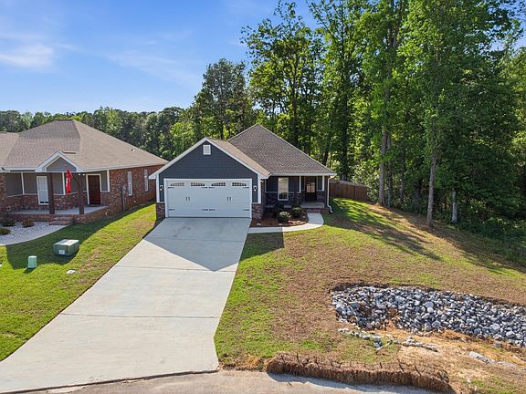 4th image of 69 N Barnes Field Dr
