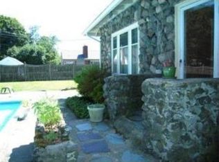 200 Edgemere Rd, Lynn, MA 01904