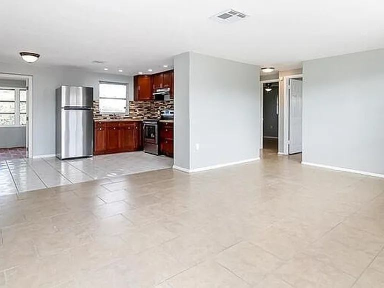 3531 Rosewater Dr — Photo 2