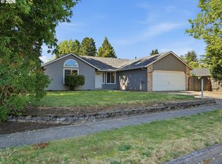 601 E Oxford St, Newberg, OR 97132
