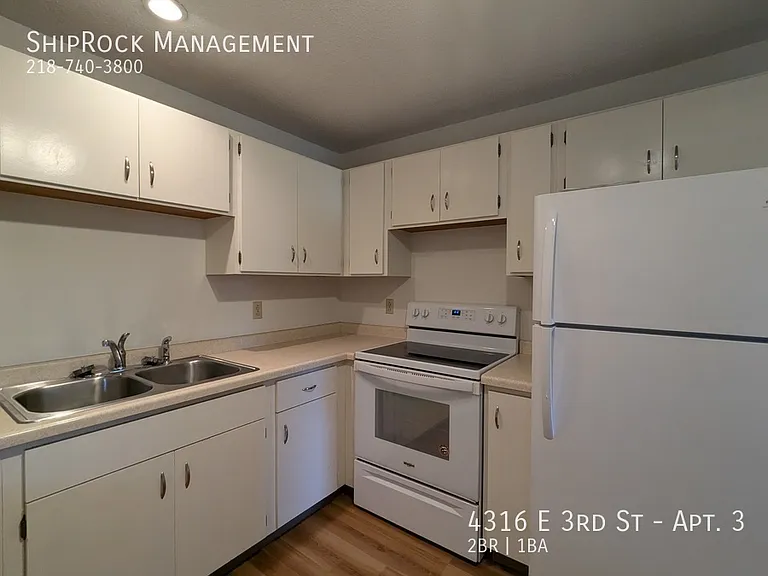 4316 E 3rd St #3 — Photo 8