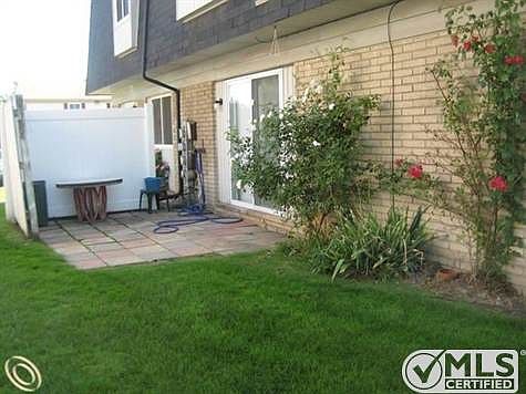 PATIO VIEW.JPG,PATIO.JPG
