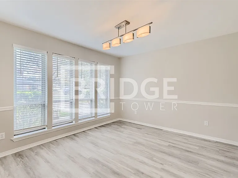 2933 Deep Valley Trl — Photo 3