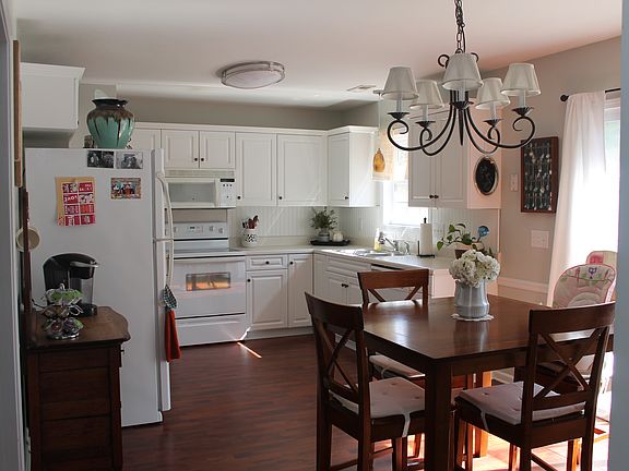 4th image of 746 Morningside Dr
