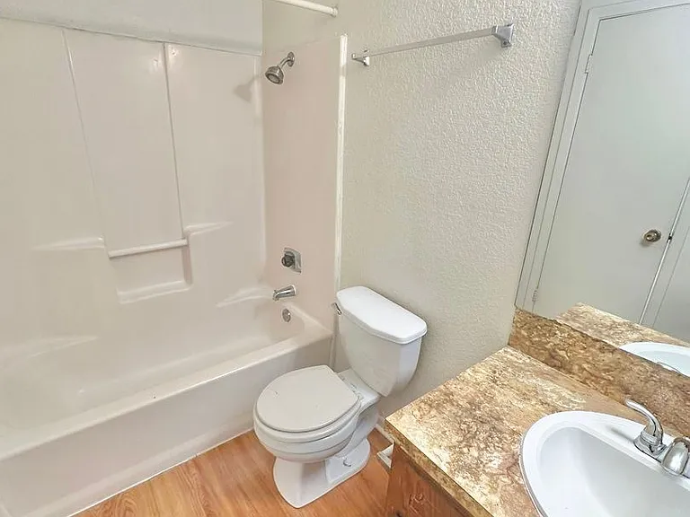 3009 Lake Rd #A — Photo 14
